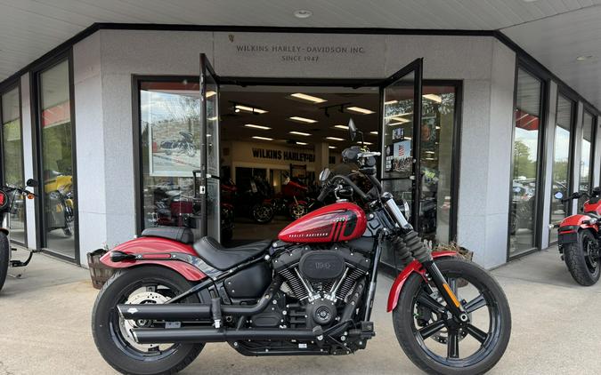 2022 HARLEY-DAVIDSON FXBBS STREET BOB 114 in Redline Red