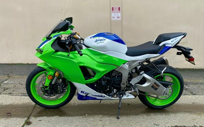 2024 Kawasaki Ninja® ZX™-6R 40th Anniversary Edition ABS