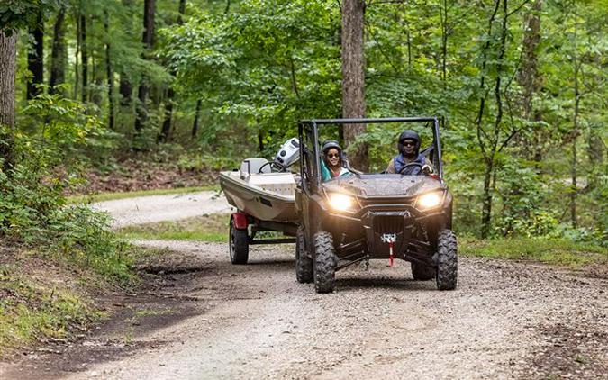 2023 Honda Pioneer 1000 Deluxe