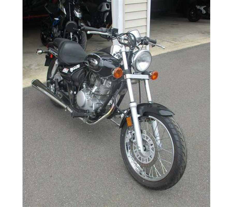 2005 Kawasaki Eliminator® 125