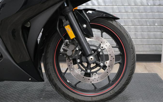 2015 YAMAHA YZFR3