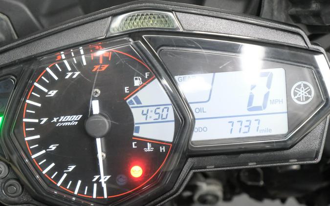 2015 YAMAHA YZFR3