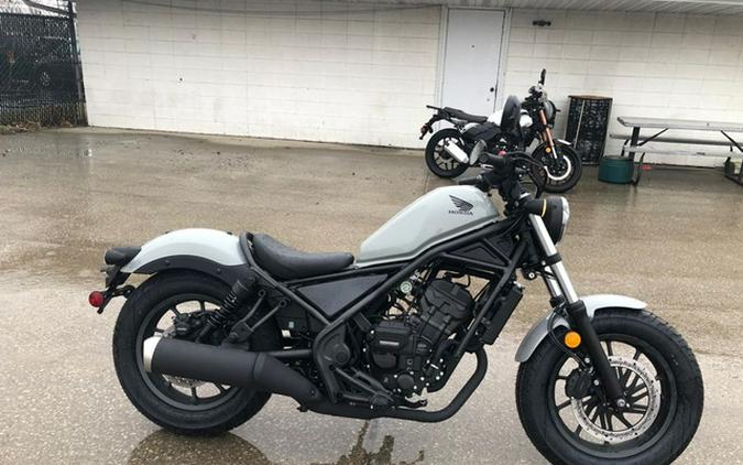 2026 Honda Rebel 300 E-Clutch