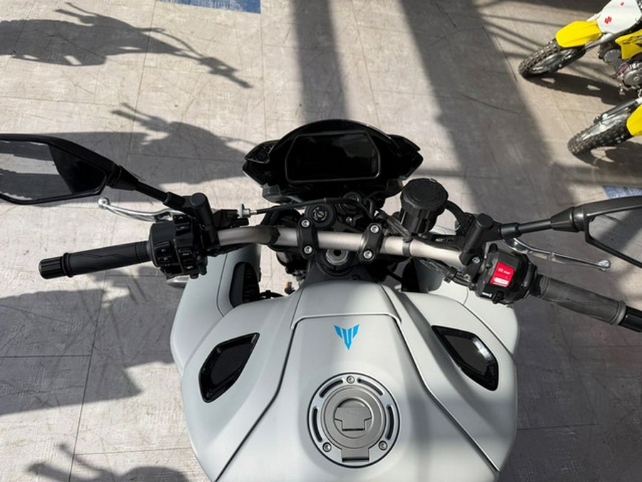 2025 Yamaha MT 10