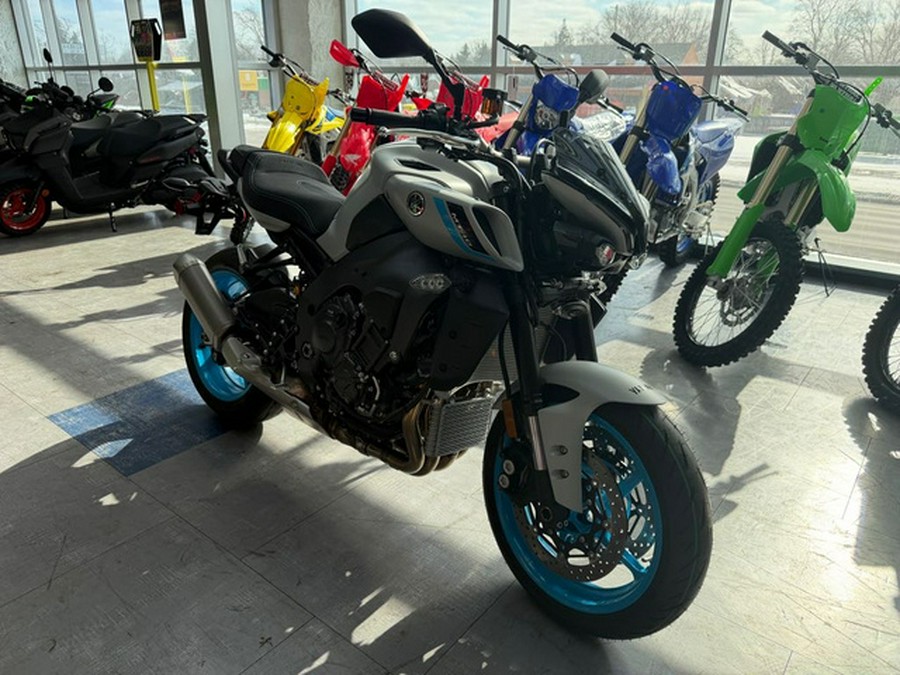 2025 Yamaha MT 10