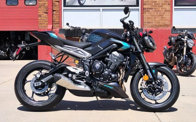 2026 Triumph Street Triple 765 RS Granite