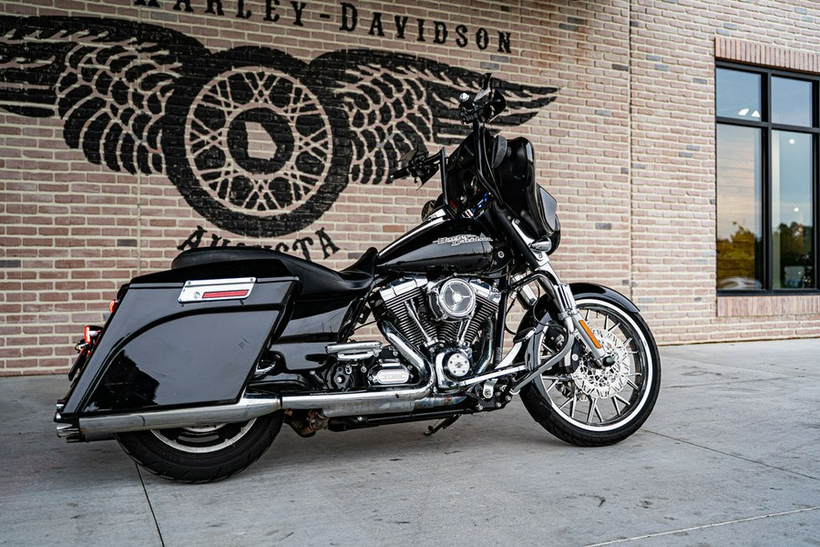 2013 Harley-Davidson® FLHX - Street Glide®