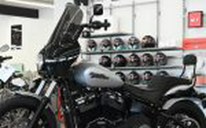 2020 Harley Davidson Softail Street Bob