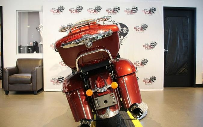 2018 Indian Roadmaster , BURGUNDY METALLIC, 49ST