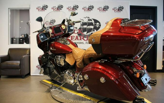 2018 Indian Roadmaster , BURGUNDY METALLIC, 49ST