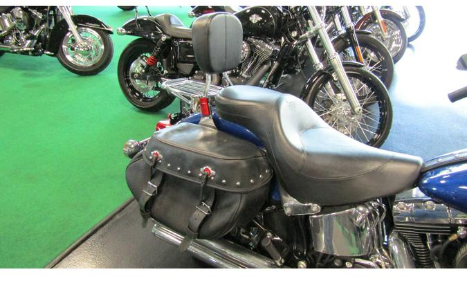 2017 Harley-Davidson® Heritage Softail Classic