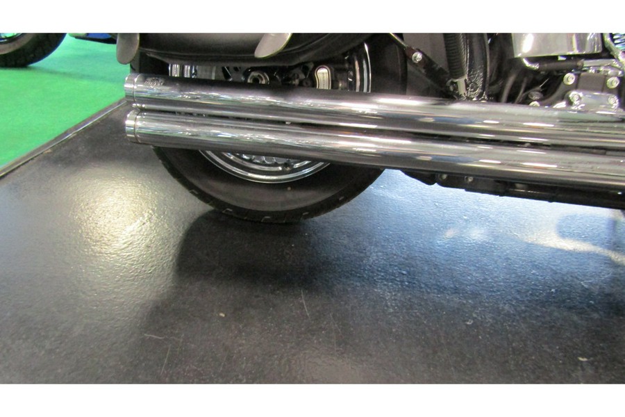 2017 Harley-Davidson® Heritage Softail Classic