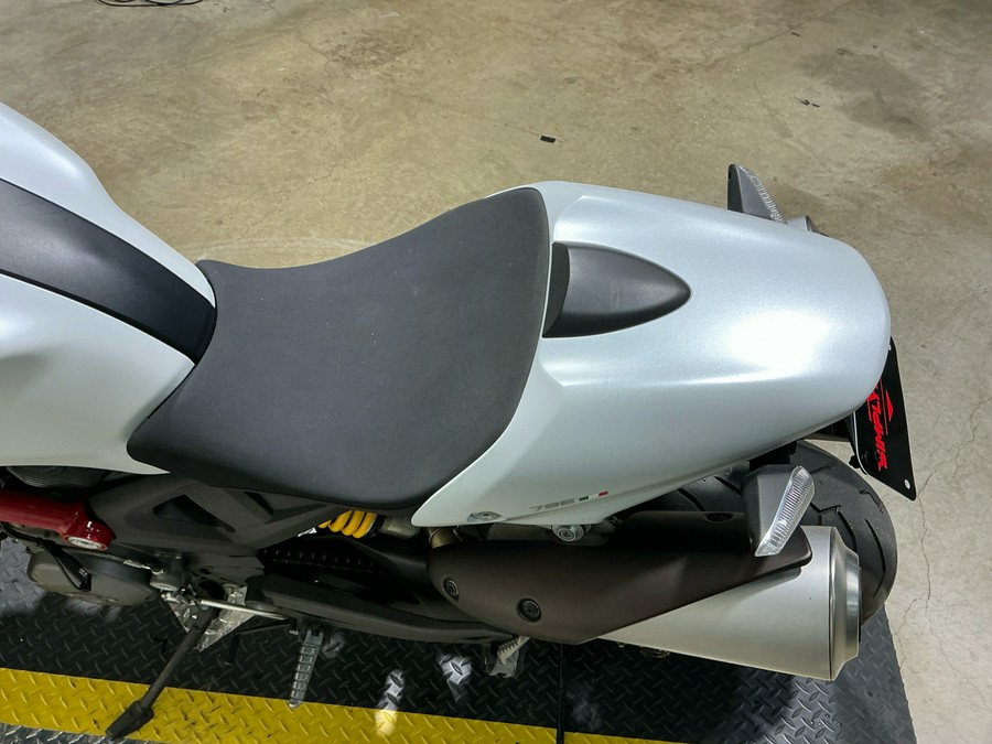 2012 Ducati Monster 796