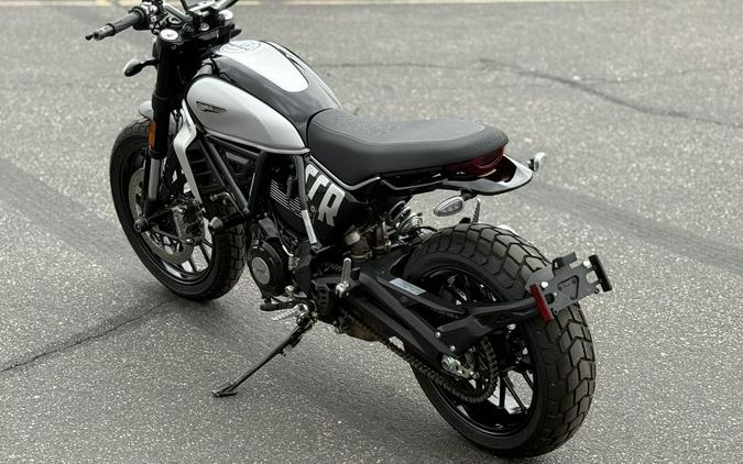 2023 Ducati SC800NS 23