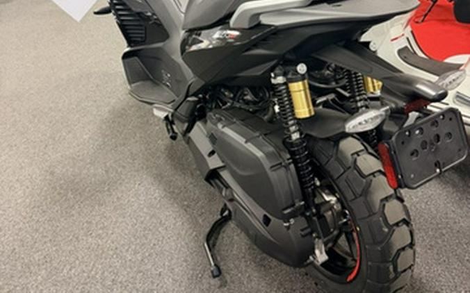 2027 Aprilia SR GT 400