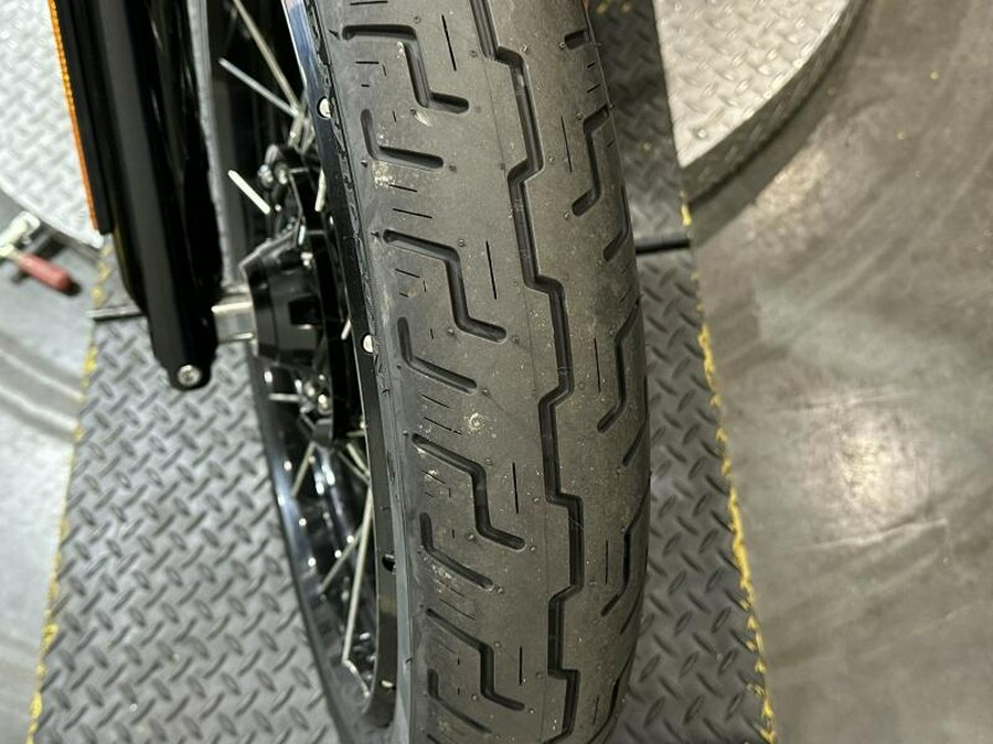 2026 Harley-Davidson® Street Bob® BRILLIANT RED