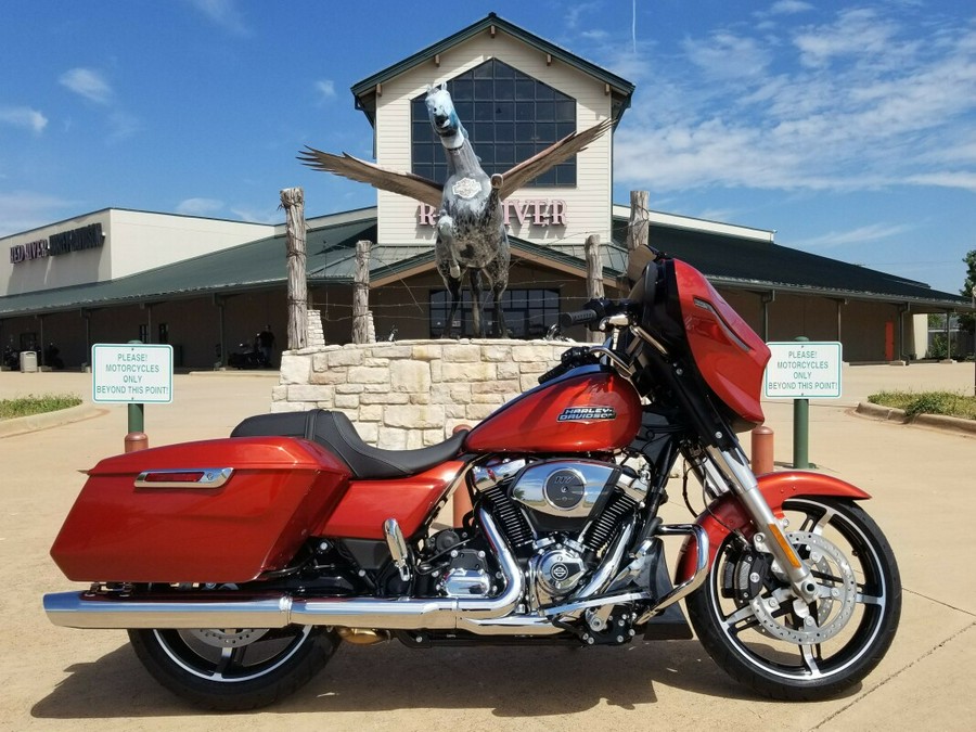 2024 Harley-Davidson Street Glide® Whiskey Fire