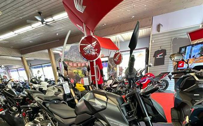 2025 Honda CB750 Hornet