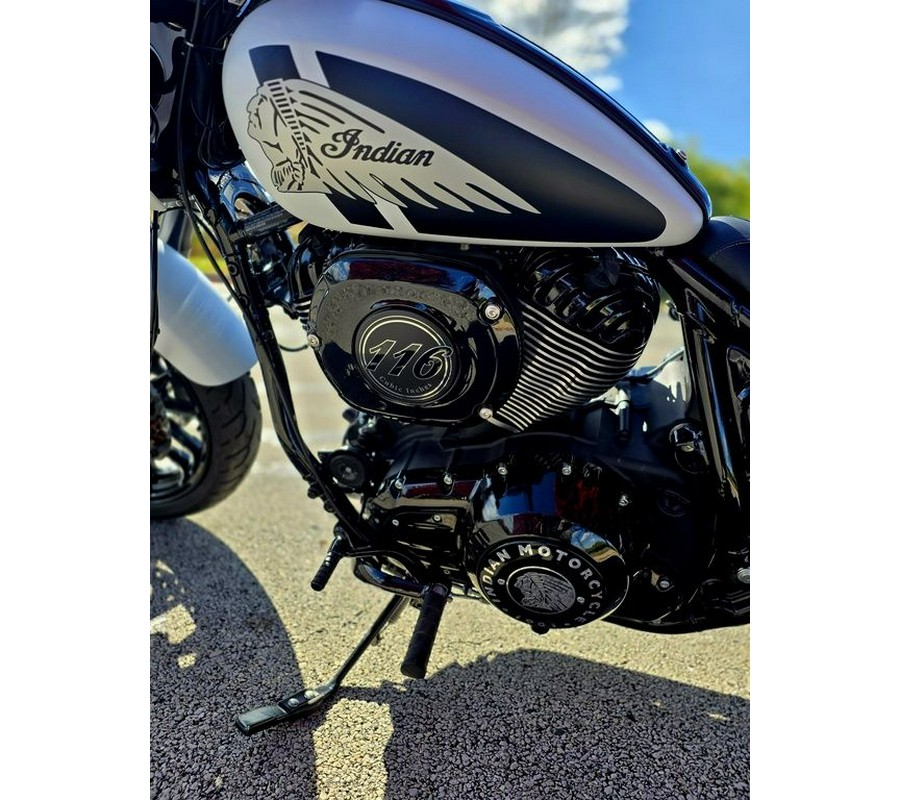 2024 Indian Motorcycle® Sport Chief Ghost White Metallic Smoke
