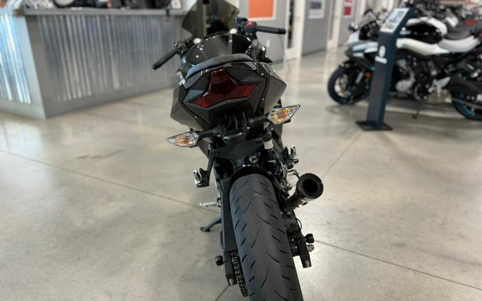 2023 Kawasaki Ninja 400