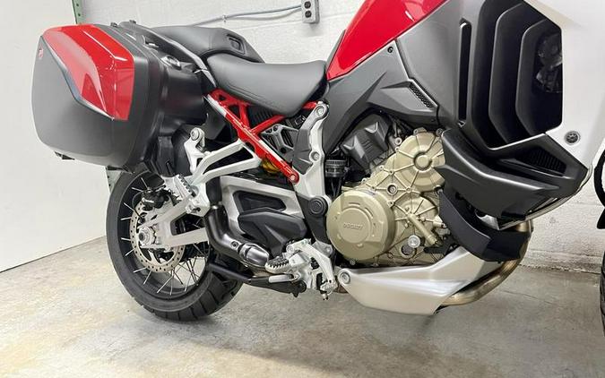 2023 Ducati Multistrada V4S Ducati Red - Alloy Wheels