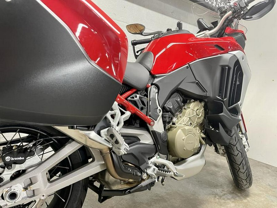 2023 Ducati Multistrada V4S Ducati Red - Alloy Wheels