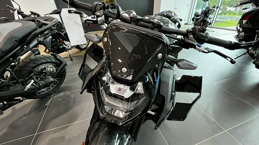 2024 BMW M 1000 R