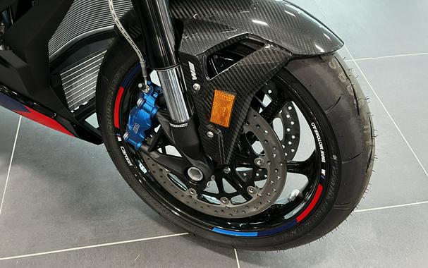 2024 BMW M 1000 R