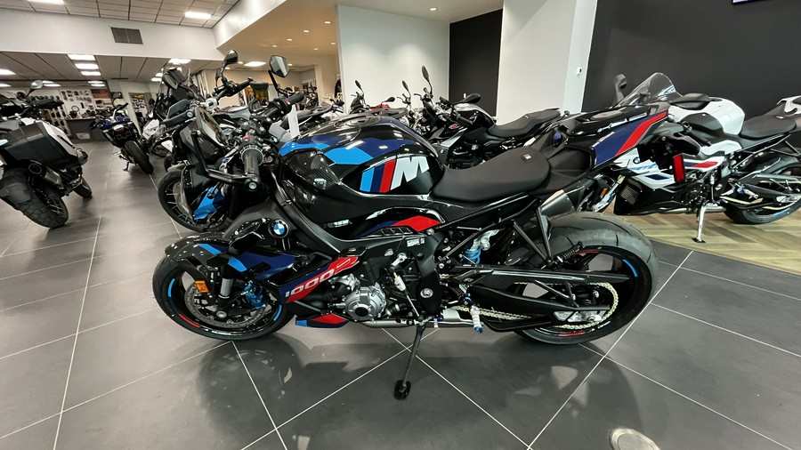 2024 BMW M 1000 R