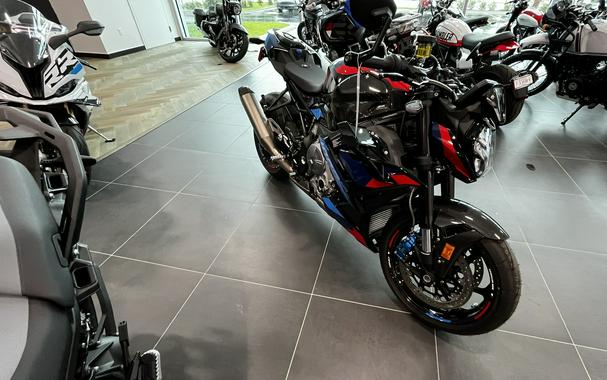 2024 BMW M 1000 R