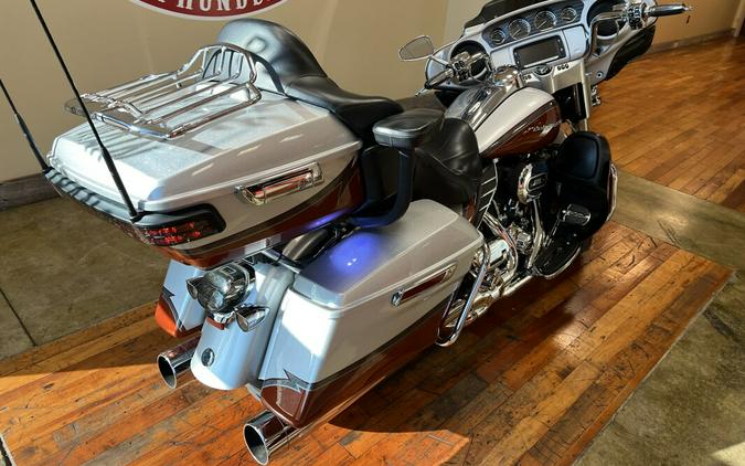 2014 Harley-Davidson CVO Electra Glide Ultra Limited