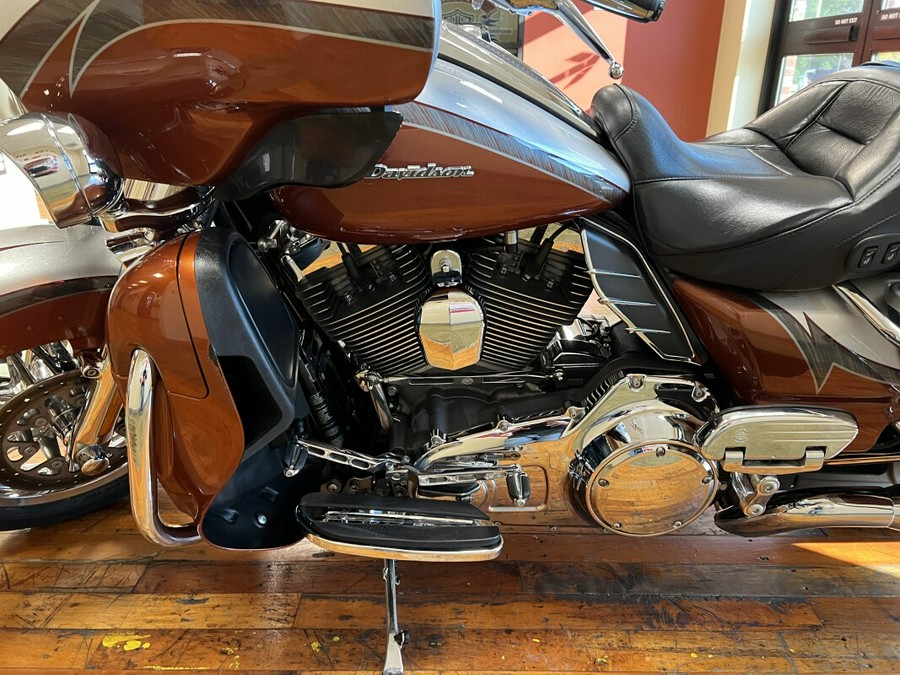 2014 Harley-Davidson CVO Electra Glide Ultra Limited