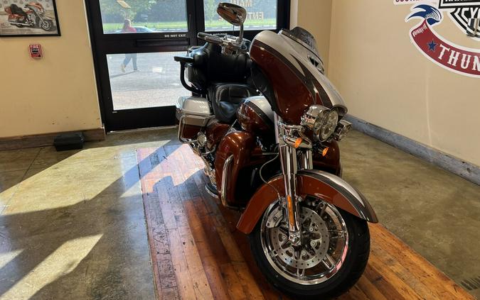 2014 Harley-Davidson CVO Electra Glide Ultra Limited