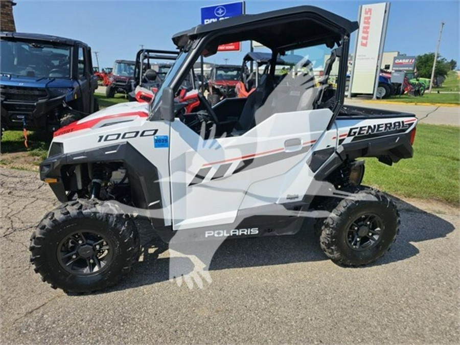 2023 Polaris® GENERAL 1000 SPORT