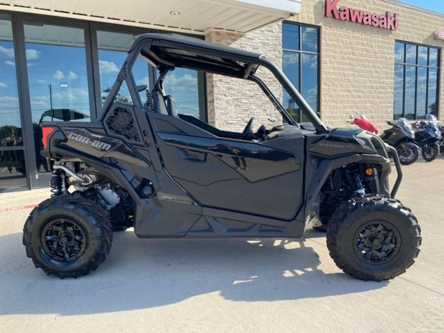 2025 Can-Am® Maverick Trail DPS 1000