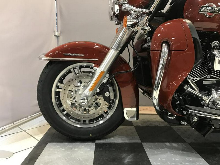 2024 Harley-Davidson® FLHTCUTG - Tri Glide® Ultra
