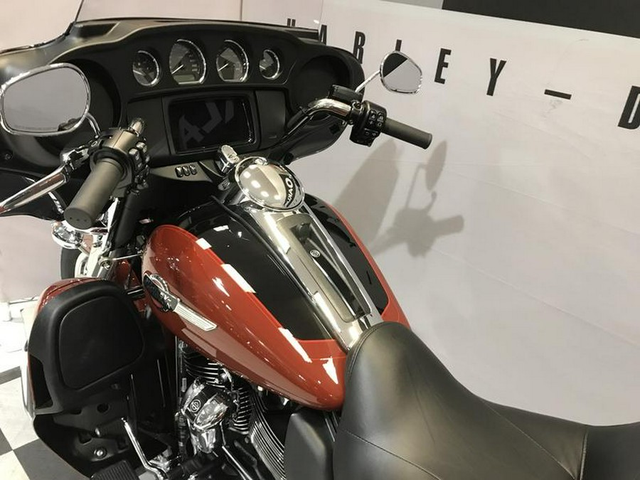 2024 Harley-Davidson® FLHTCUTG - Tri Glide® Ultra