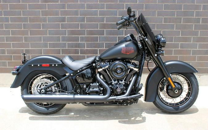 2026 Harley-Davidson® FLHD - Deadwood™