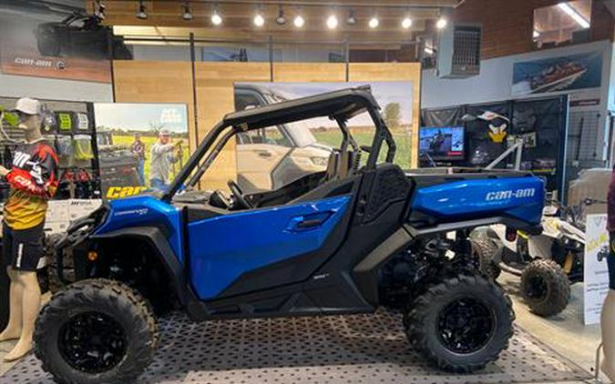 2023 Can-Am Commander XT 700