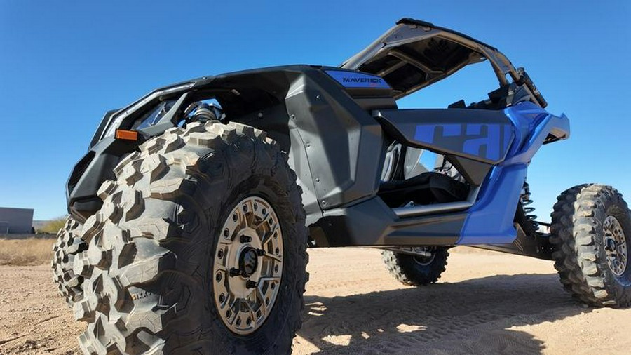 2024 Can-Am® Maverick X3 X rs Turbo RR Dazzling Blue & Carbon Black