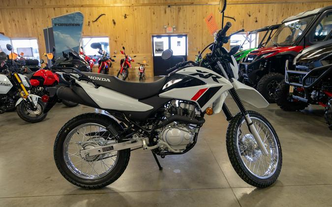 2024 Honda XR™ 150L - WHITE