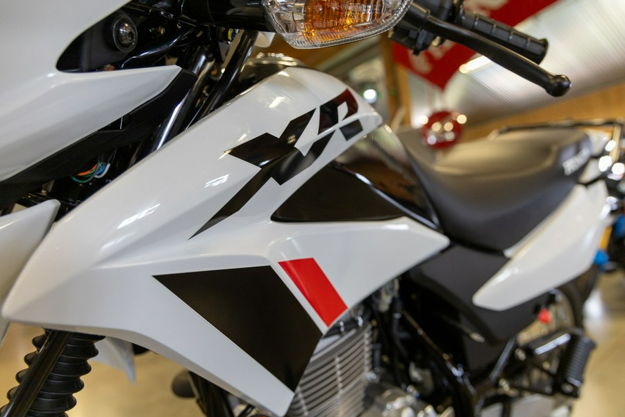 2024 Honda XR™ 150L - WHITE