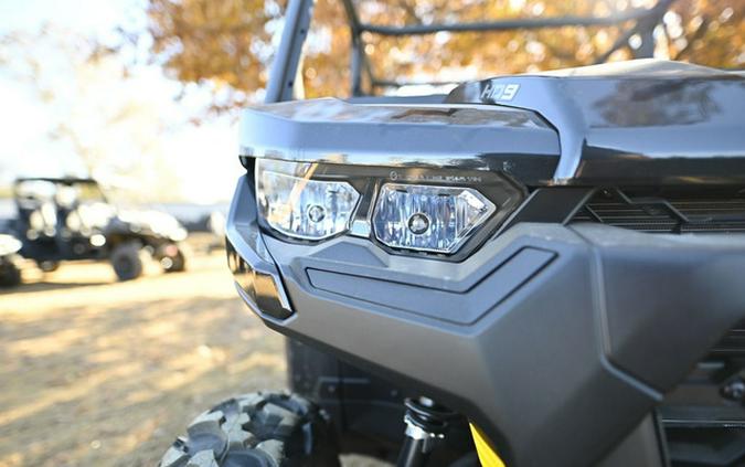 2026 Can-Am Defender MAX DPS HD9 Stealth Black