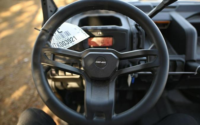 2026 Can-Am Defender MAX DPS HD9 Stealth Black