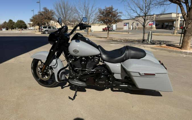 2025 Harley-Davidson® Road King® Special Billiard Gray