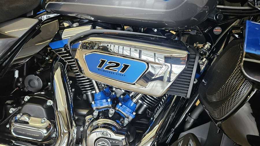 2026 CVO Street Glide Limited FLHXLSE
