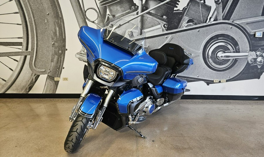 2026 CVO Street Glide Limited FLHXLSE