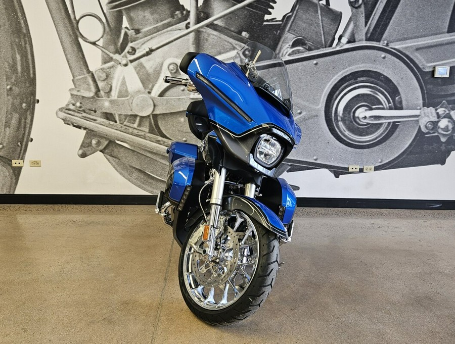 2026 CVO Street Glide Limited FLHXLSE