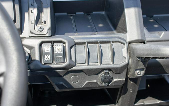 2026 CAN-AM DEFENDER MAX DPS HD10