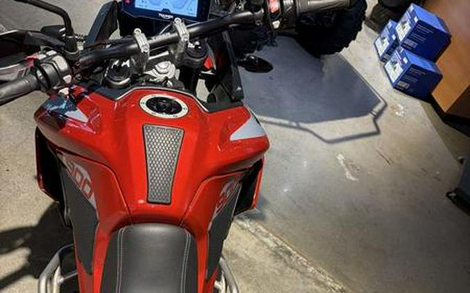 2020 Triumph Tiger 900 GT Pro Korosi Red